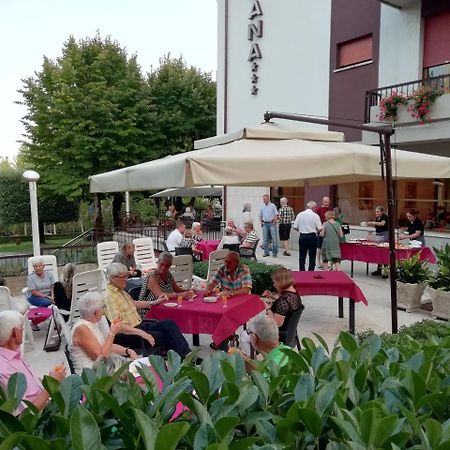Albergo Rossana Chianciano Terme Exterior foto