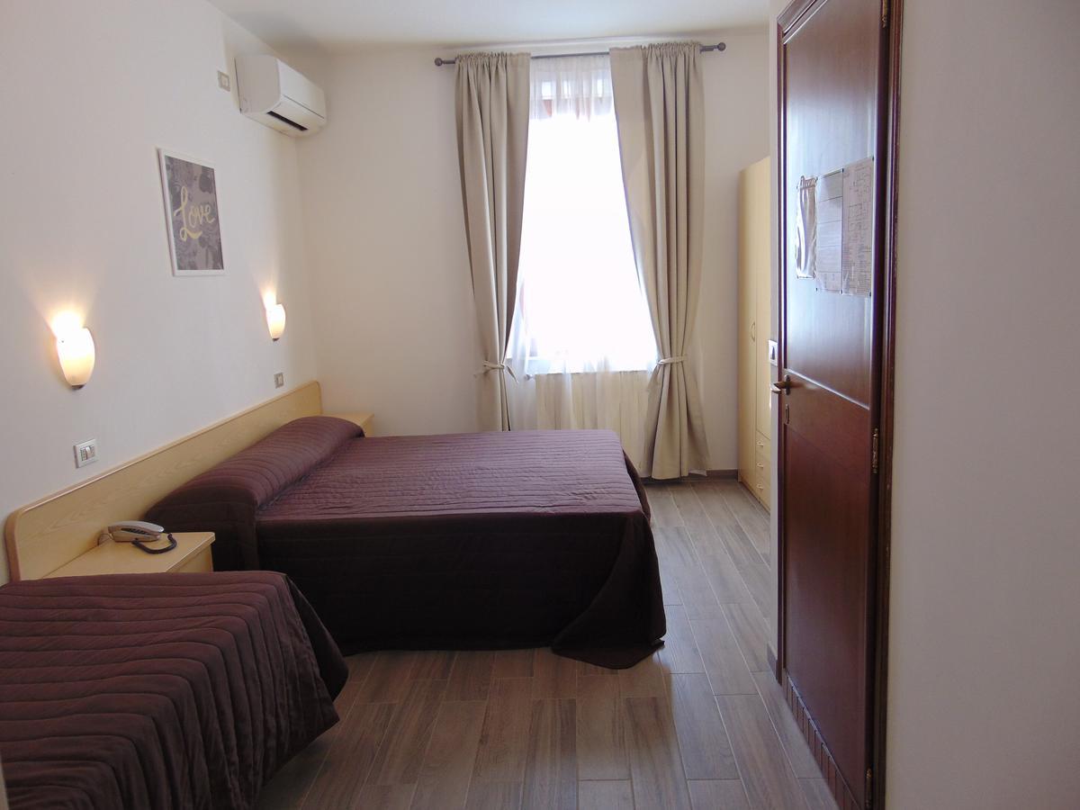 Albergo Rossana Chianciano Terme Exterior foto