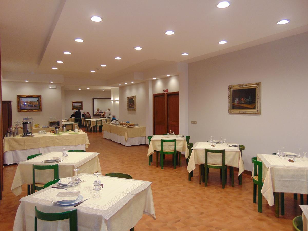 Albergo Rossana Chianciano Terme Exterior foto